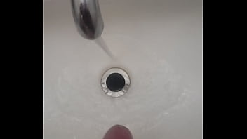 Preview 1 of 1990 Sex Videos - Anthony Arden cumming down the drain