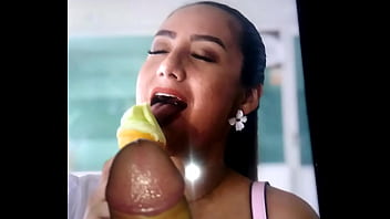 Preview 2 of Huge Lllporn - Masturbando con Monse