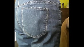 Preview 1 of Chaturbate Purfe - Hola es s&aacute_bado d&iacute_a que vamos mi h. y llo con unos amigos y se pone muy bueno el anbiente