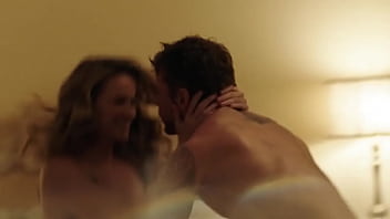 Preview 4 of Family Strox - Shantel VanSanten,  Julie Swagger da s&eacute_rie O Atirador,  de lingerie