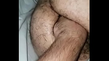 Preview 3 of Bra Cought Mom - Dotado me fudendo com a m&atilde_o