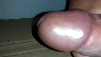 Preview 2 of Futanari Pee - Gozando gostoso