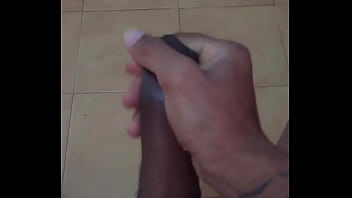Preview 4 of Her Pissing - V&iacute_deo de verifica&ccedil_&atilde_o