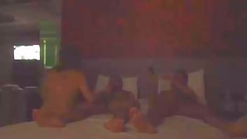 Preview 3 of Xnxx Tetcher - Namorada primeiro menage