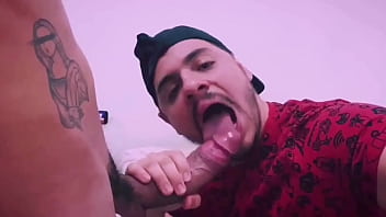 Preview 2 of Anisssa Kle - O namorado do meu amigo caiu de boca na minha vara