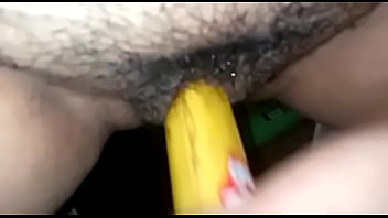 Preview 3 of 2 Old Man One Ladies Sex - Masturbadose con un platano