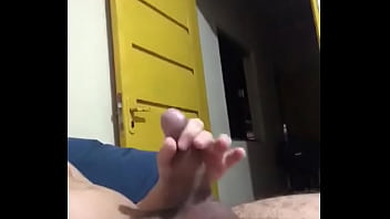 Preview 1 of Ddf Xxx Movies Big Bobs - Punheta da noite com gozada