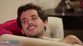 Preview 1 of Mexicanasxxx - Gorgeous (Avi Love) wants a dick deep in her ass - MileHigh