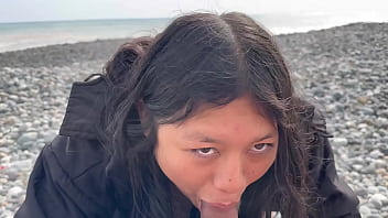 Preview 2 of Voyeur Nude Hairy - Conoc&iacute_ a peruana en la playa,  no quiso que me venga adentro y se bebi&oacute_ toda mi leche