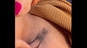 Preview 1 of Gag Giril - Latina Fica Em Casa Sozinha e Grava a Si Mesma Se Masturbando Desesperadamente Em Seu Quarto Em Busca do Orgasmo Roseredvip