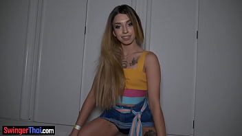 Preview 1 of Beeh Sex - Big ass latina amateur hottie really enjoys sex on cam