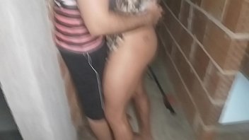 Preview 3 of Biq Booty - APROVEITEI QUE ESTAVA  NA CASA DO : Joao O safado e &quot_fiz sexo na laje &quot_ com um amigo do joao .