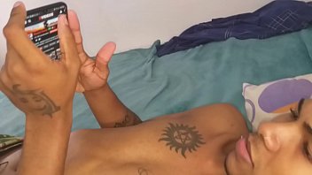 Preview 1 of Biq Booty - APROVEITEI QUE ESTAVA  NA CASA DO : Joao O safado e &quot_fiz sexo na laje &quot_ com um amigo do joao .