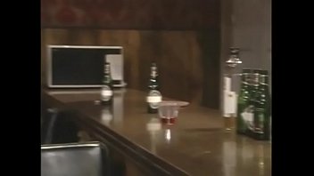 Preview 1 of Mi Novia Cojelona - Depraved blonde with big tits Brittney Skye sucks a dick from a guy in the center of a bar