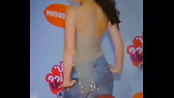 Preview 2 of Big Nude Butt Contest - JENNIFER LOVE HEWITT ASS IN TIGHT JEANS GETS COVERED IN CUM