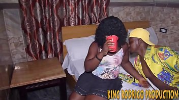 Preview 1 of Www Vepe Vedio - King Rodrigo Having a Good Time With His Neighbors Wife