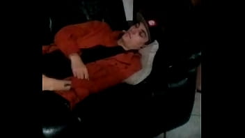 Preview 3 of Chrismiss Sex - URS&Atilde_O LAMBENDO NOVINHO DORMINHOCO