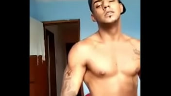 Preview 1 of In 16 Uear - Sexo em casa