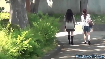 Preview 1 of India New Sxxxxx - Embarrassed asian pissing outdoors