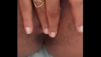 Preview 2 of Sexy Xxx Sunder Girl Video - A melhor siririca que vc ver&aacute_ agora,  chega a tremer!!!