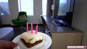 Preview 1 of Harter Sex Mit Abspritzen - Stepsis pays stepbro back with her pussy
