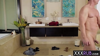Preview 2 of Cewe Kurus Kering - Sexy babe gets fucked so hard after passion massage
