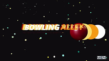 Preview 4 of Anime Ninja Girl Porn - Bowling Alley Fuckdown/ MEN / Malik Delgaty,  Angel Santana