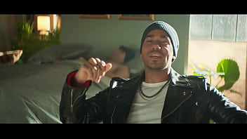 Preview 2 of Boss Fuck Xxx - Sigues Con &Eacute_l Remix - Arcangel X Sech X Romeo Santos ( Video Oficial )