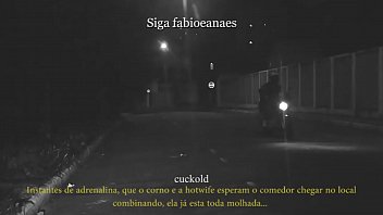 Preview 1 of Xxx Gai 12 Tuoi - Casada se exibi na rua com o comedor corno voyeur filma e legenda a adrenalina.