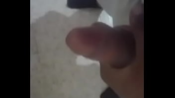 Preview 1 of 12yr Old Boy - Pito chico se la jala para mi