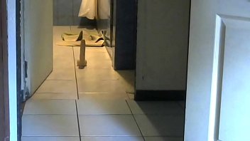 Preview 1 of Awek Eebcam - stefie d&eacute_fonc&eacute_ par son jouet