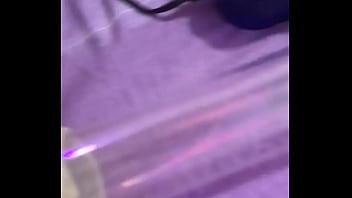 Preview 1 of Dobai Sex Begg - Tes&atilde_o e press&atilde_o com o novo brinquedinho