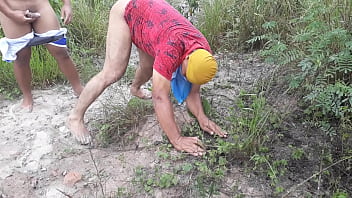 Preview 2 of Gigis Cock Sucking - ATOLADO NO CH&Atilde_O  MOLHADO.