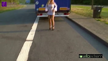 Preview 3 of Sos Sister - Nude in Public!