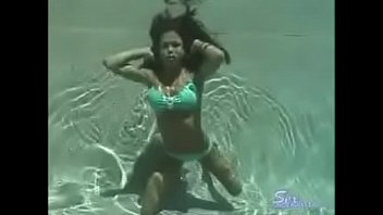 Preview 1 of Momoko Tani - Hunter Bryce fucks so nice underwater