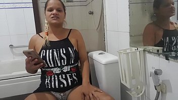 Preview 1 of Between Toes - Estou indo para meus 56.000 seguidores comentar neste video como esta sendo meu desempenho como atriz e se gosta do meu canal ? Paty Bumbum
