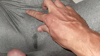 Preview 1 of Teen Force Desi India - Close na buceta molhada e muita porra depois da foda. Enfiei o pau e a porra pra dentro da xoxota dela