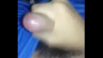 Preview 4 of In Dian Xxx - Joven Bryam pasando la Cuarentena