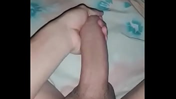 Preview 3 of Ever Strapon - Una paja para novia