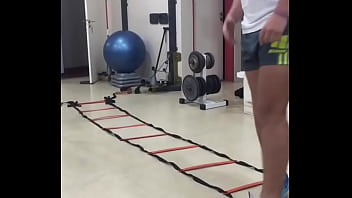 Preview 2 of Filme Xxx Incest - Culon en el gimnasio
