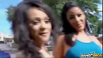 Preview 1 of Girl 9thn Sex - Llegan sus amigas ala oficina