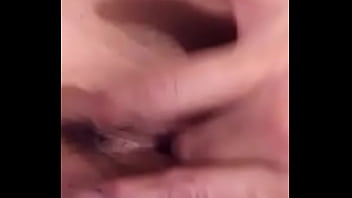 Preview 2 of Moom Son Sequiting - Un peque&ntilde_o pero rico squirt