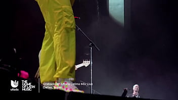 Preview 1 of Www 23sex - Un Peso (Live at the Uforia Music Concert in Dallas)