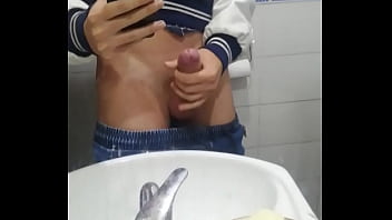 Preview 2 of Son Fuck By Mom Friend Force - Le mando un video a mi mejor amigo