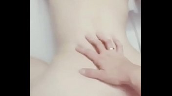 Preview 2 of 3gking - Chịch Em B&iacute_m Non Hồng R&ecirc_n La Ầm Ĩ