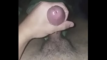 Preview 4 of Filifina Com - Novinho roludo batendo volta redonda