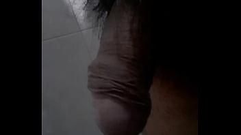 Preview 3 of Bangladeshi Xxxxnxxx - Hombre orinando