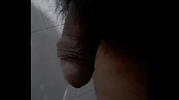 Preview 1 of Bangladeshi Xxxxnxxx - Hombre orinando