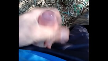 Preview 3 of Qatar Fat Aunty - Gozando no mato em hor&aacute_rio de trabalho