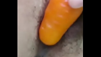 Preview 1 of Cartoon All Xnxx Big Video - Con una zanahoria